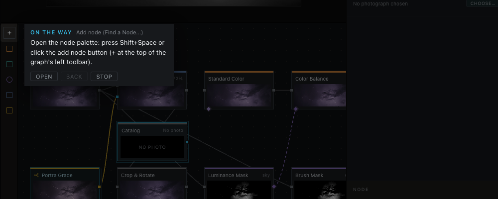 A guided tour step in Graph: two ports spotlighted for a wire, the card clear of both nodes